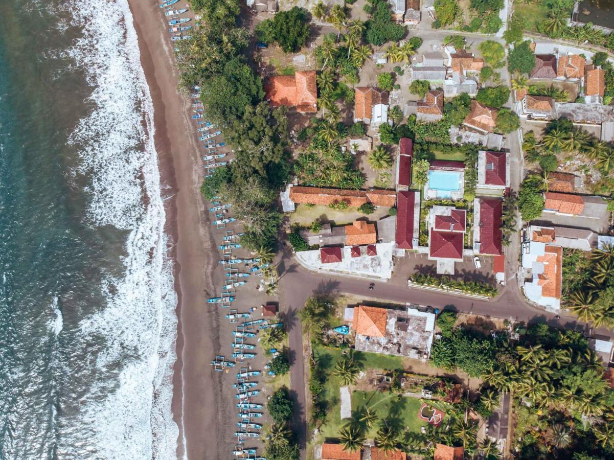 Sunrise Resort Batukaras Exterior photo