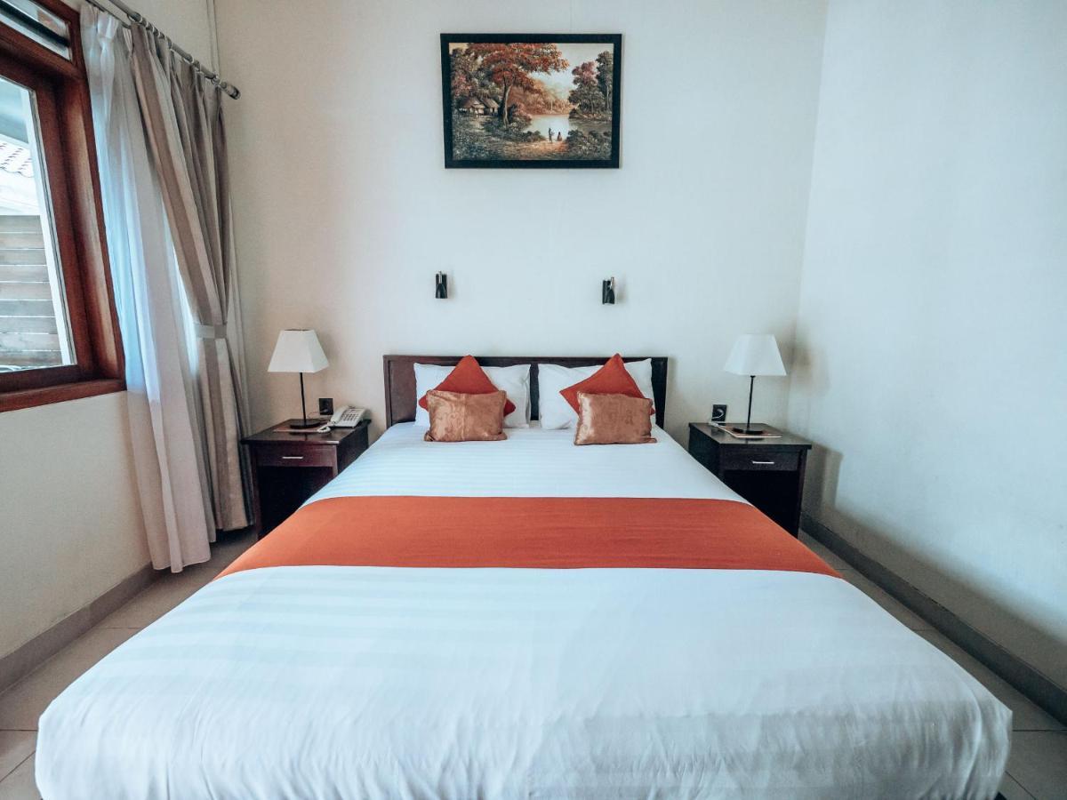 Sunrise Resort Batukaras Exterior photo