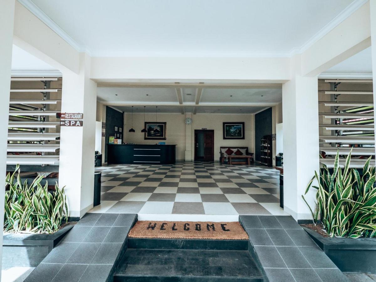 Sunrise Resort Batukaras Exterior photo