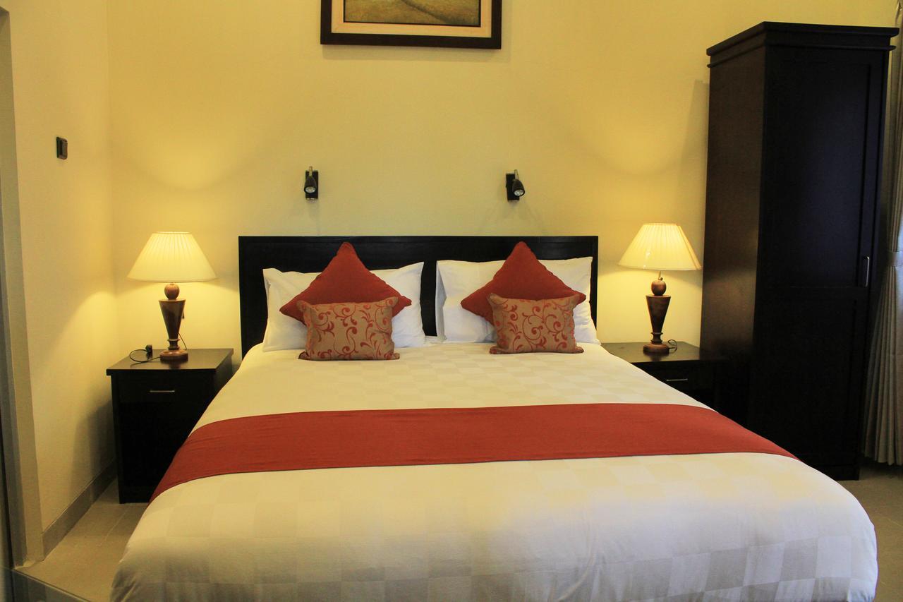 Sunrise Resort Batukaras Exterior photo